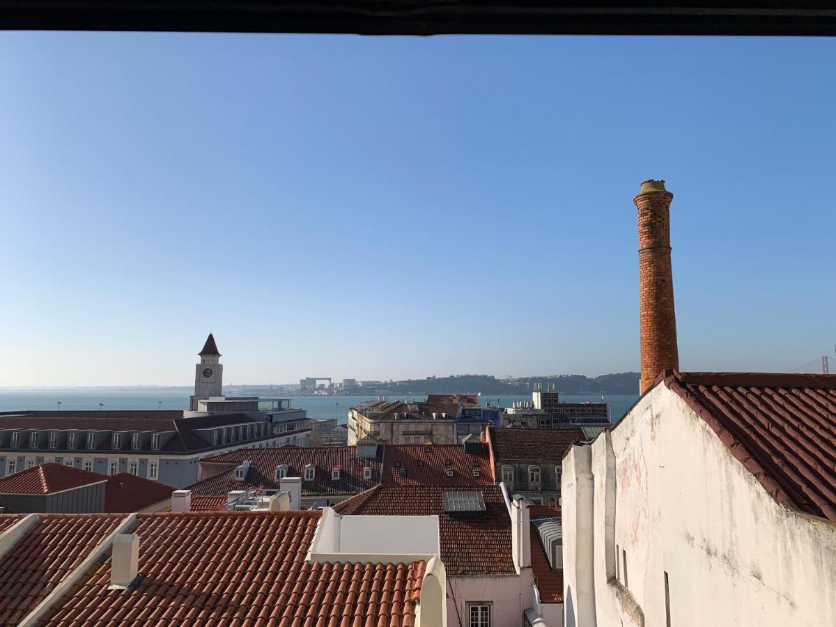 Lv Premier Bica Apartment Lisbon Luaran gambar