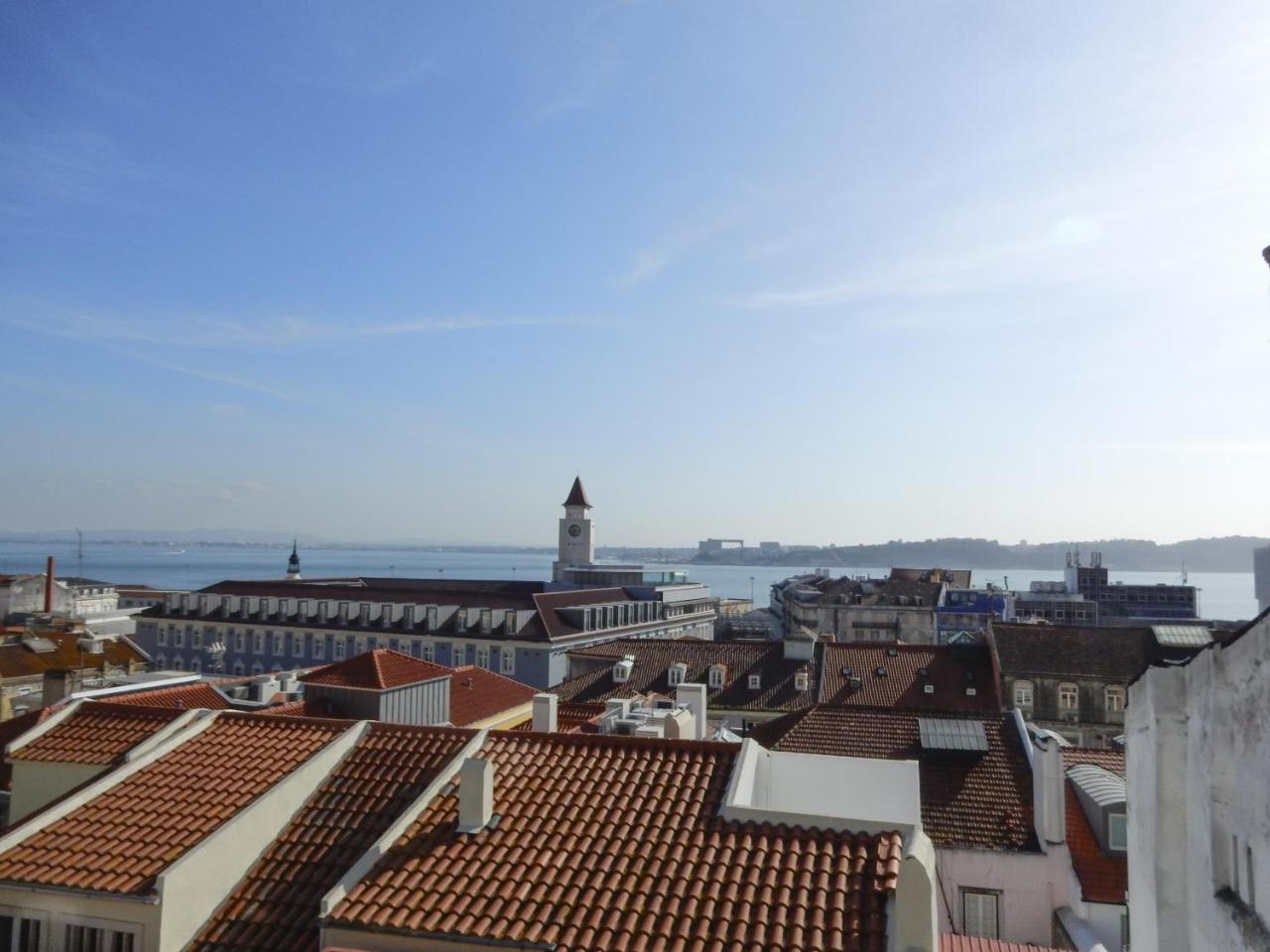 Lv Premier Bica Apartment Lisbon Luaran gambar