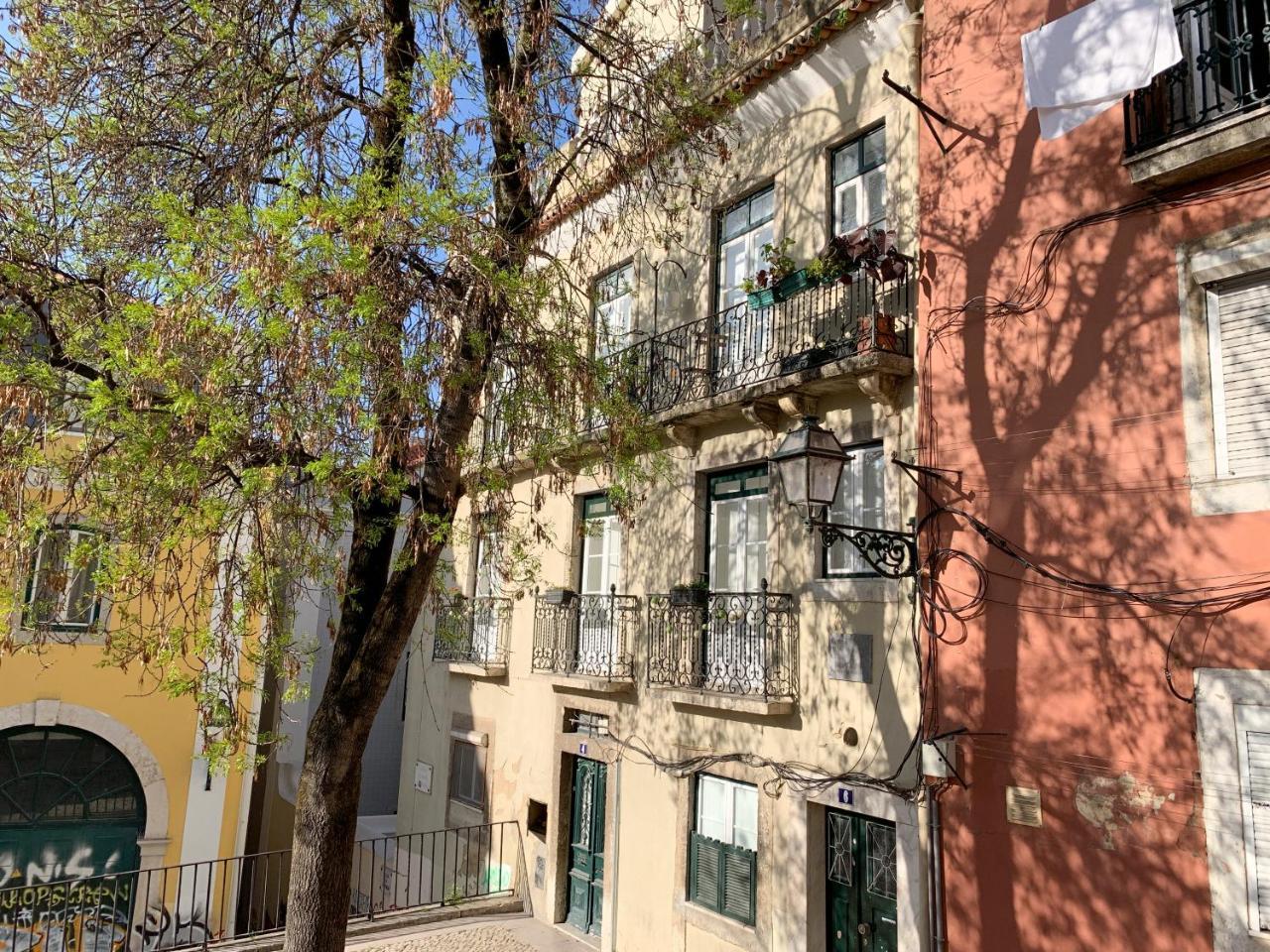 Lv Premier Bica Apartment Lisbon Luaran gambar