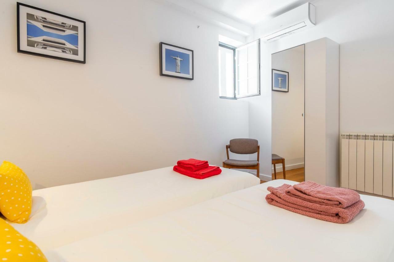 Lv Premier Bica Apartment Lisbon Luaran gambar