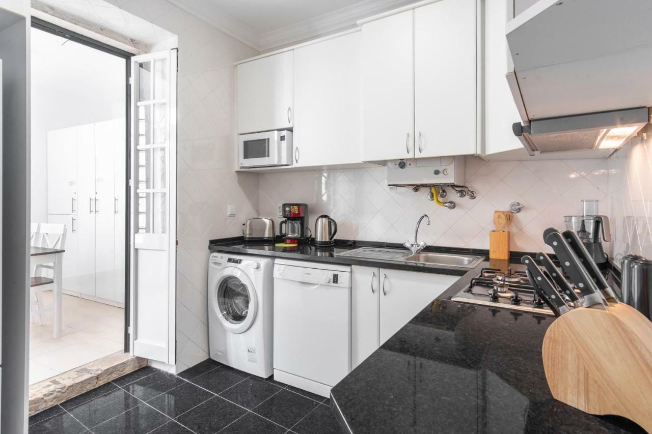 Lv Premier Bica Apartment Lisbon Luaran gambar